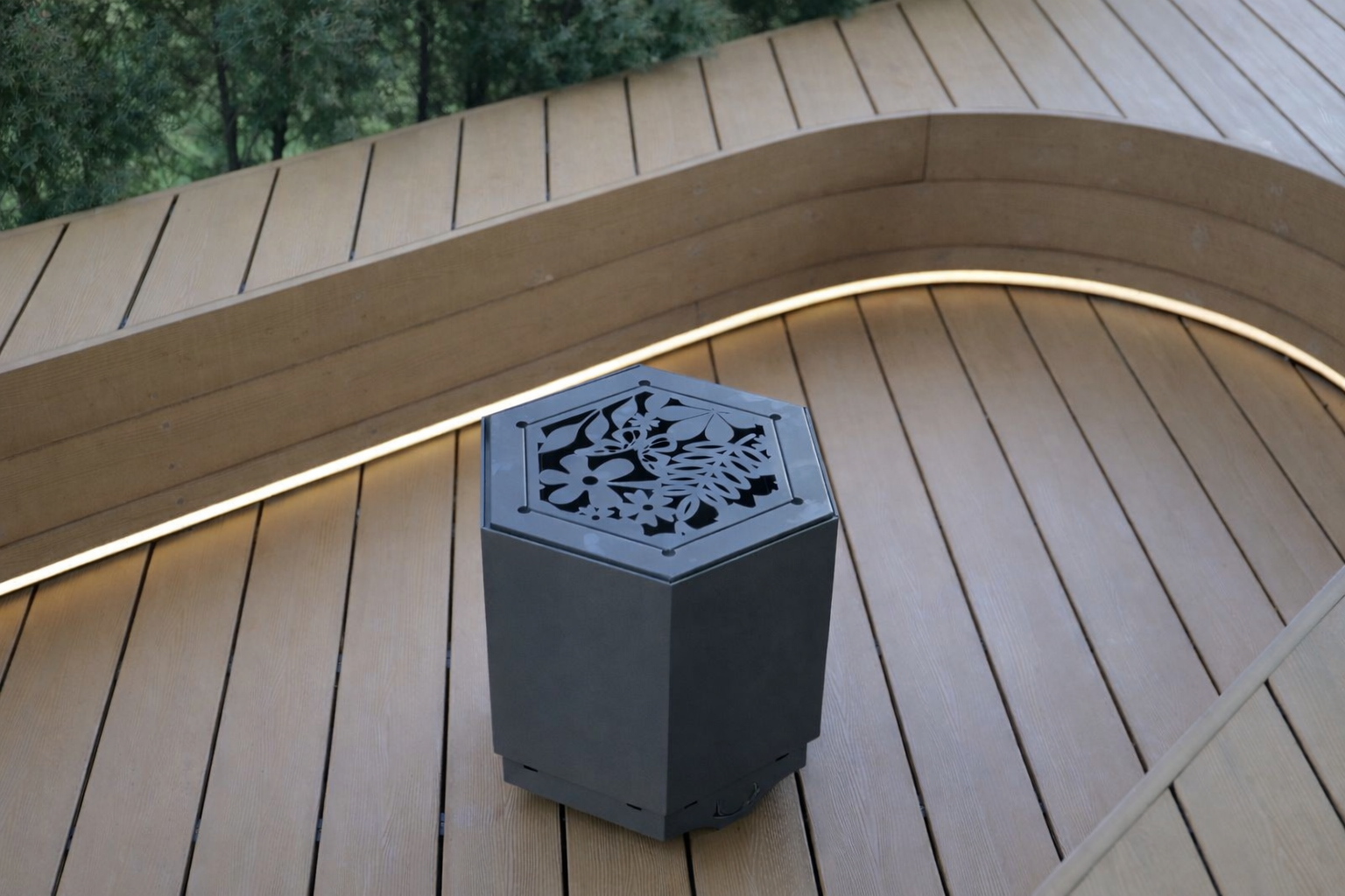 Grey Hex Smokeless Fire Pit